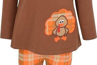 Unique Baby 3-Piece Girls Outfit with Top, Leggings, and Scarf – The Perfect St. Patrick’s Day Ensemble